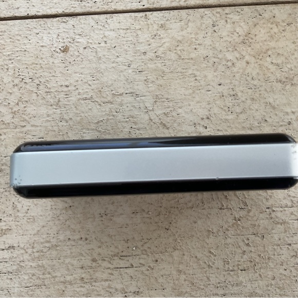 Unu Charging Bank 2USB - Picture 8 of 10